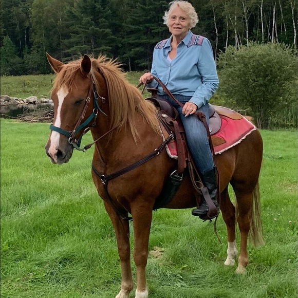 Meet your Posher, Sarah - Picture 3 of 3